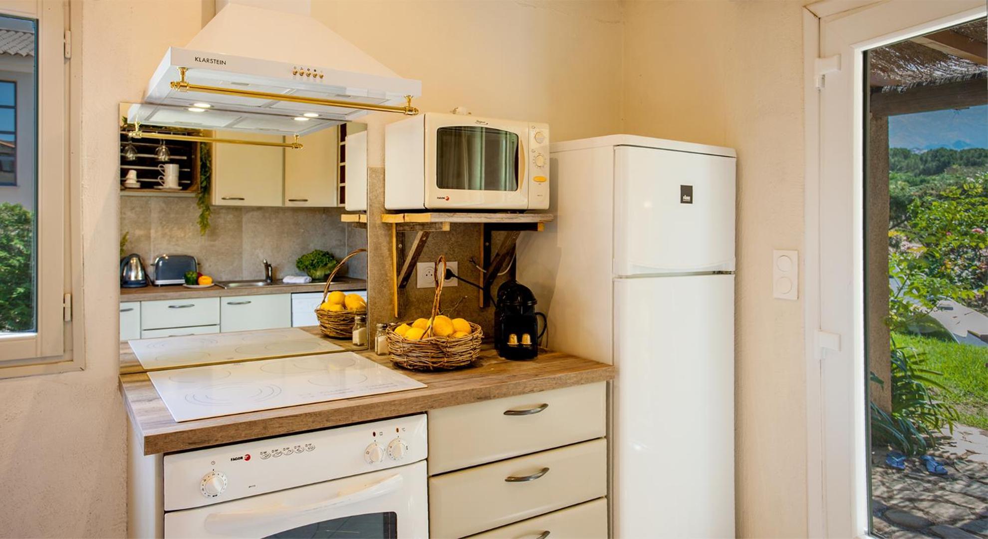 קאלבי Residence Acquavital מראה חיצוני תמונה