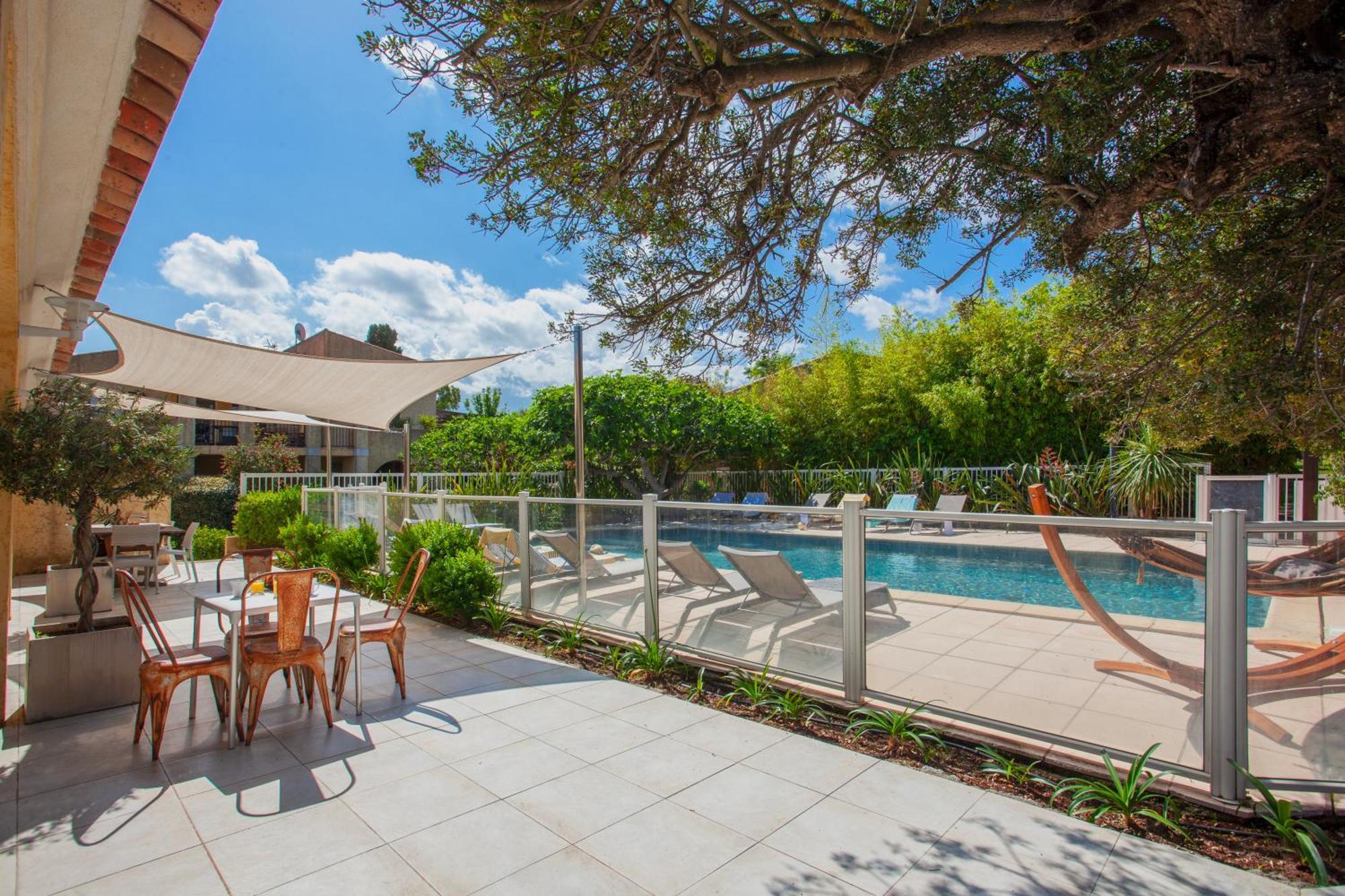 קאלבי Residence Acquavital מראה חיצוני תמונה