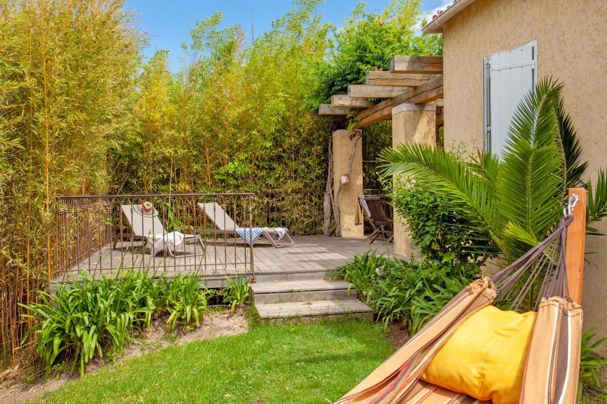 קאלבי Residence Acquavital מראה חיצוני תמונה