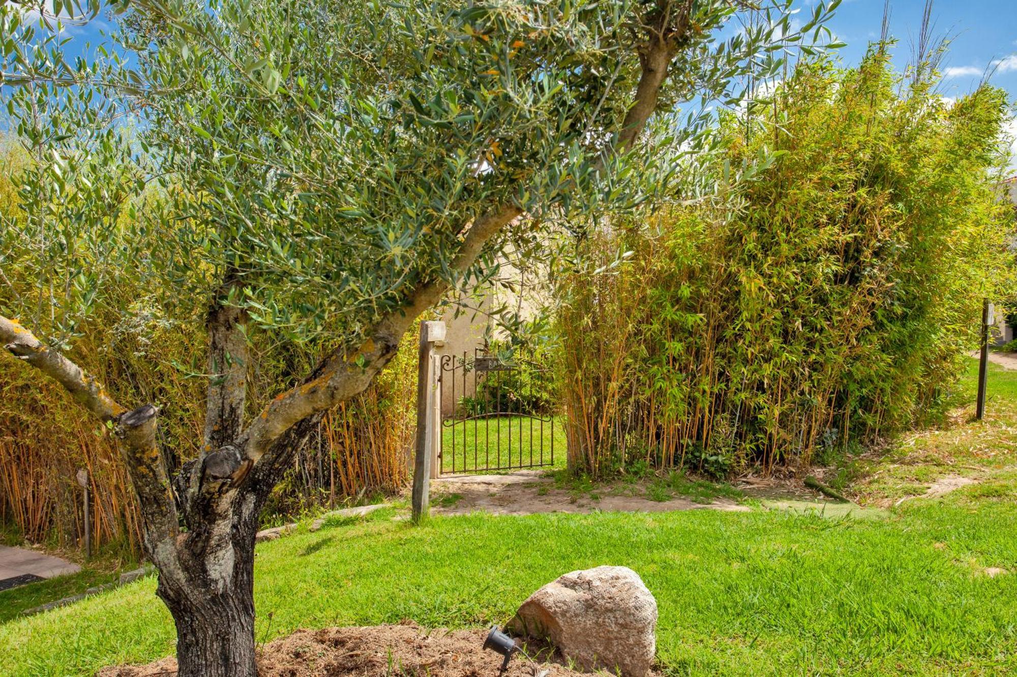 קאלבי Residence Acquavital מראה חיצוני תמונה