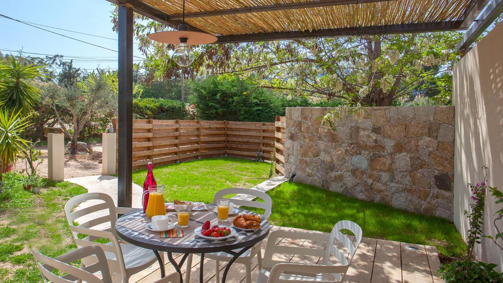 קאלבי Residence Acquavital מראה חיצוני תמונה